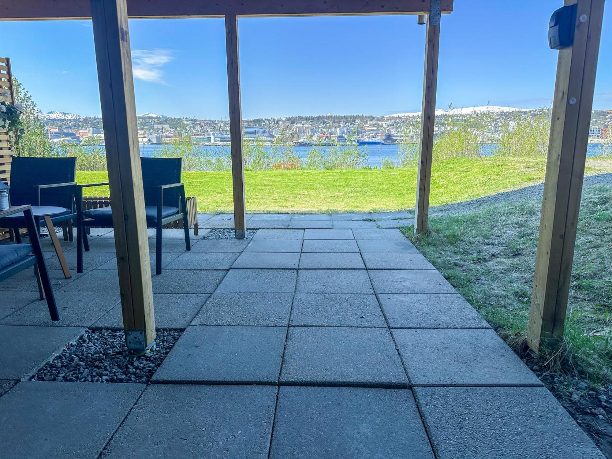 Panorama View - Free Parking - Perfect For Couples Apartment Tromsø Exterior foto